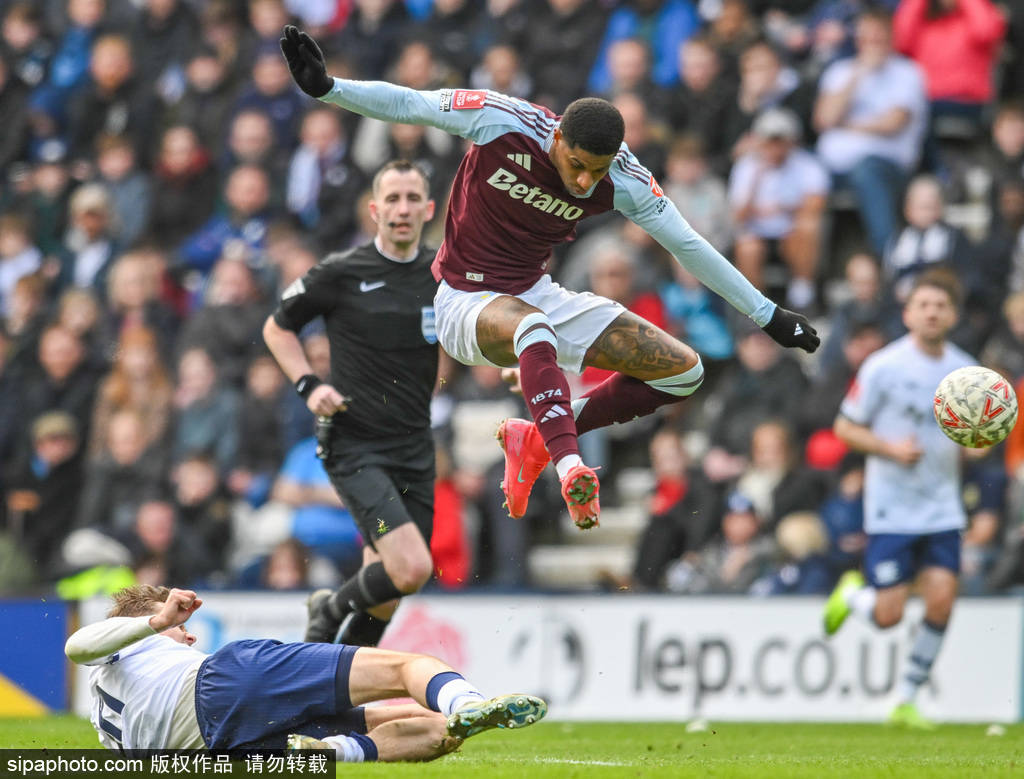 维拉前锋拉什福德赛季报销？伤病阴影下的转会传闻