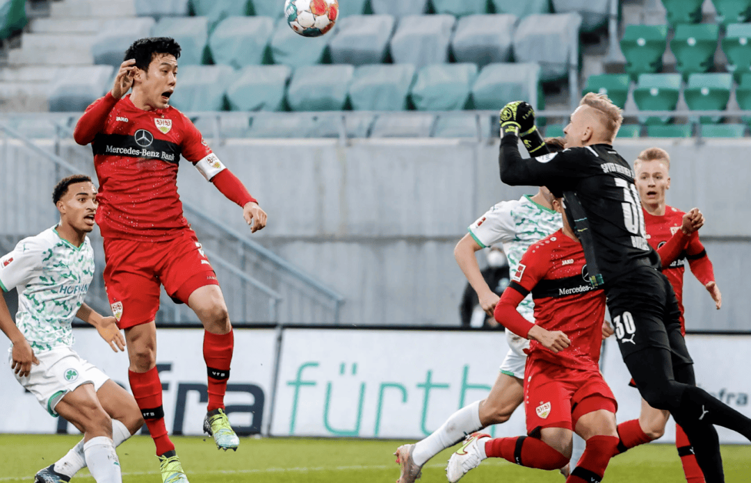 德甲巅峰对决：莱红牛 VS 斯图加特